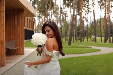 Анна Трінчер