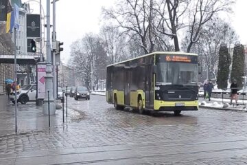 Новый график движения транспорта во Львове.