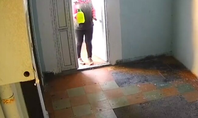 «І так зійде»: в мережі показали, що творять комунальники Кличко в під'їздах Києва