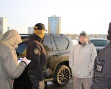 У Києві затримали ексчиновника