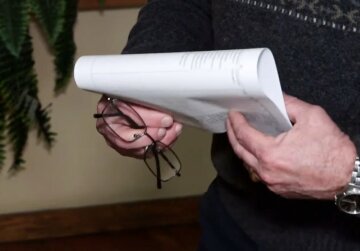 Денежная помощь для ВПЛ и пенсионеров в Киевской области