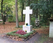 Нардепы призвали защитить могилу Бандеры в Мюнхене