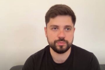Александр Качура рассказал о лотах лотереи «Українці Поряд»: «Это будет футболка с подписью сильнейшего человека»