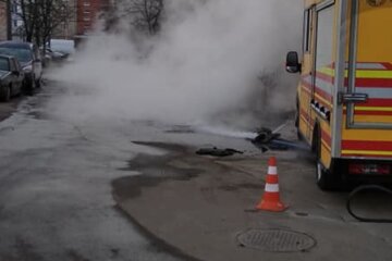 Техногенна катастрофа в Києві: слідом за Ocean Plaza в окропі "викупався" Виноградар, фото