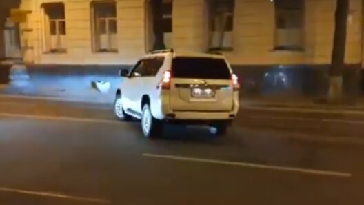 «Слугам народа все можно»: Юзик устроил наглую выходку на глазах у всех, скандальное видео