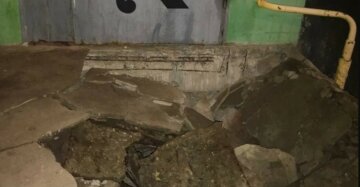 У Харкові провалився бетонний вхід в під'їзд висотки: моторошні кадри з місця НП