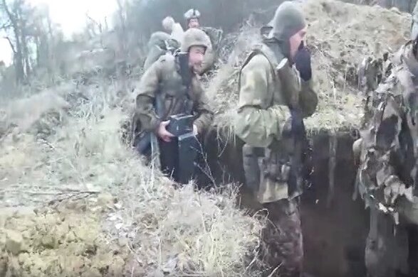 Снайпери ФСБ з французьким озброєнням видали себе на Донбасі, кадри: «Росія нарощує...»