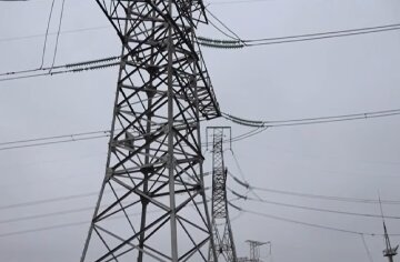 Графики отключения света в Полтавской области на 17 января