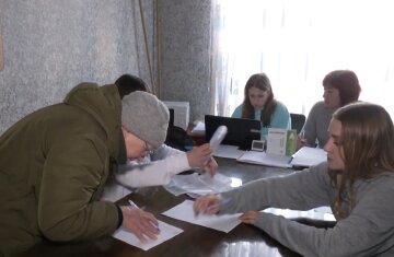 Бесплатные продукты для ВПЛ и пенсионеров в Днепре