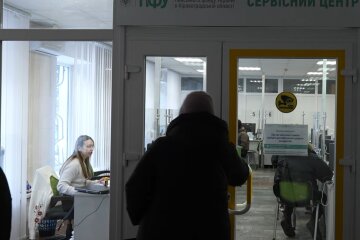 Денежная помощь для пенсионеров в Полтавской области