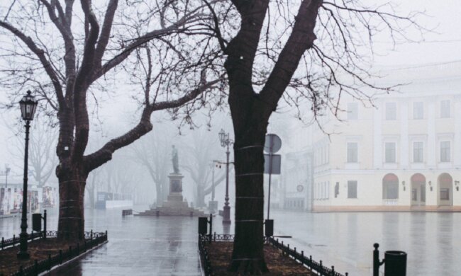 Погода устроит одесситам  испытание 20 ноября: "Штормовое предупреждение и..."