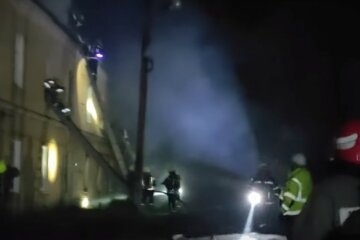 Пожар на территории храма в Киеве забрал человеческие жизни: "Спасатели обнаружили..."