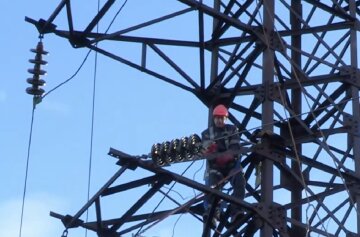 Графіки відключення світла в Дніпропетровській області на 11 грудня