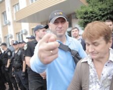 Полиция расследует новую уникальную схему скупки голосов по 210 округу — сообщил Сергей Коровченко