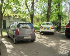 "Ударил в шею и лицо": в Киеве хулиган бросился с ножом на прохожих, которые сделали ему замечание