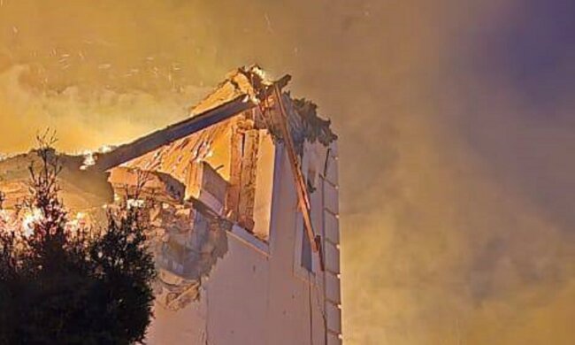 Нова страшная атака: будинки спалахнули, як смолоскипи
