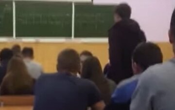 Учительница обматерила студента на паре, парень снял все на видео: "Умножу на минус ноль"