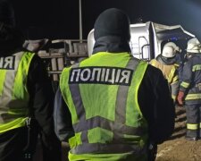 Грузовик раздавил авто с украинцами, появилось видео момента: "У них не было шансов"