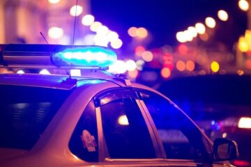 полиция--машина-дтп-авария-копы-проблесковые маячки