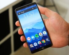 Продажи Huawei Y7 стартуют в Украине: чем примечательна новинка