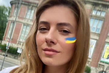Звезда "Папика" Петрожицкая показала, как борется за Украину, пребывая в Германии: "Люблю наши..."