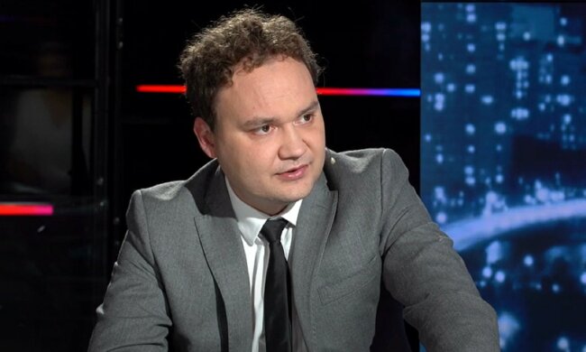 Столтенберг вважає, що маневри російських військ – це не просто блеф, - Олександр Мусієнко