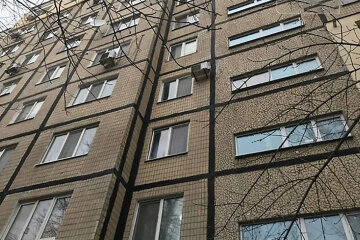 Трагедия в жилом массиве в Днепре женщина выпала с балкона на 6 этаже