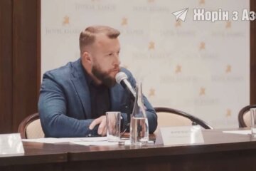 Мы должны вести уверенную и агрессивную политику, иначе так и не вернём свои территории, - Максим Жорин