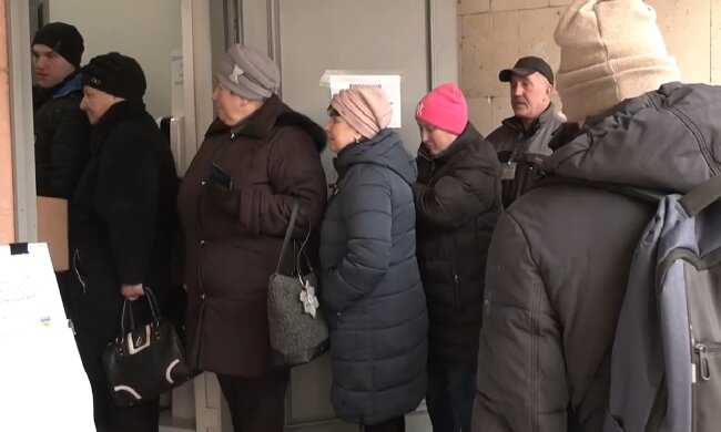 Бесплатные продукты для ВПЛ и пенсионеров в Днепропетровской области