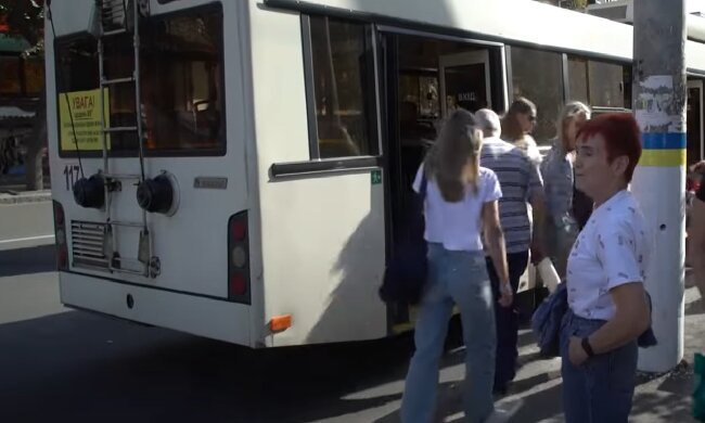 Новий графік руху транспорту в Запоріжжі