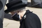 Новое несчастье настигло королеву Елизавету II, все подробности: "Умер в день похорон принца"