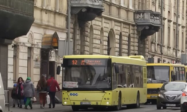 Обмеження руху у Львові
