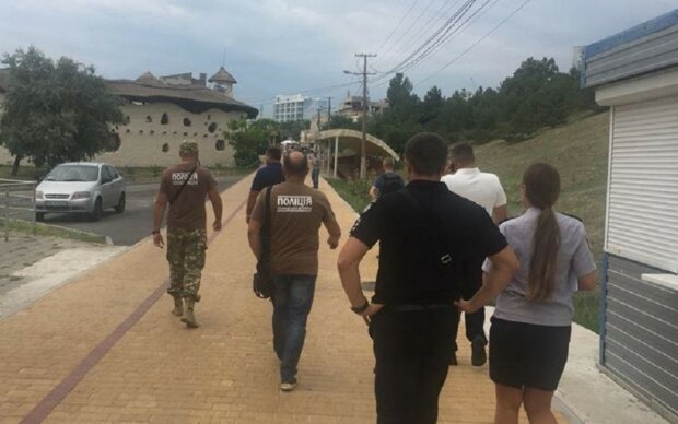 Школярка безслідно зникла після сварки з батьками: фото і прикмети дівчинки