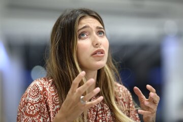 Регина Тодоренко, грустная