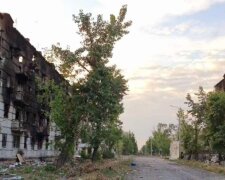 Луганская область, война, улица, руины