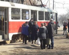 Малолітки влаштували погром громадського транспорту в Одесі: довелося викликати поліцію