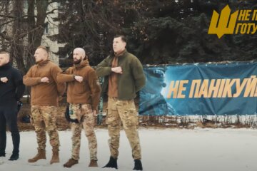 «Нам самим нужно готовиться к любым событиям»: Нацкорпус опубликовал видео с военной подготовки в Харькове