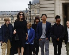 Анджелину Джоли заметили с дочерью после скандала: «одна деталь озадачила всех»