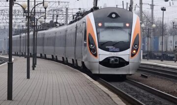 Новый график поездов во Львове
