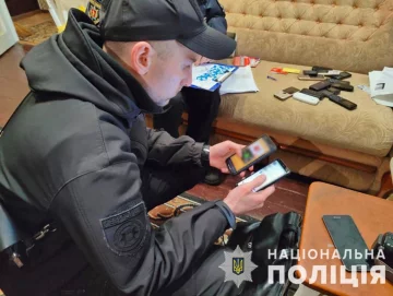 затримання, кібератаки, обшук