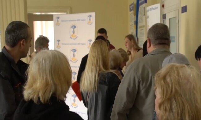 Безкоштовні продукти для ВПО та пенсіонерів у Дніпропетровській області