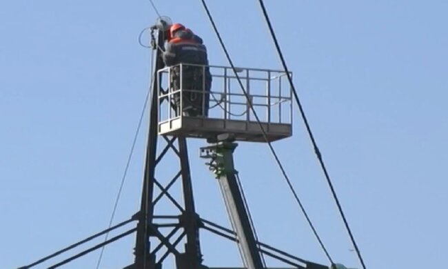 Графіки відключення світла у Рівненській області на 19 березня