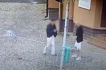 Харьковчанину не понравился язык прохожего в Мукачево, видео драки: чем все закончилось