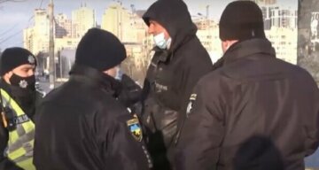 "Це маркер свій-чужий"": поліцейських із Донбасу покарають через російську мову