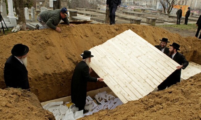 евреи, массовое захоронение