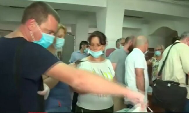 «Більше за життя хотів»: кримчанин пошкодував про похід на референдум і завив від свавілля росіян