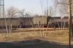 У Білорусі зняли колони розбитої техніки рф, кадри: "завантажили на платформи"