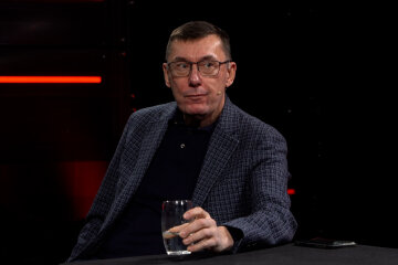 І жаба, і толерантність до корупції чи навіть до злочину у нас родом із СРСР, – Юрій Луценко