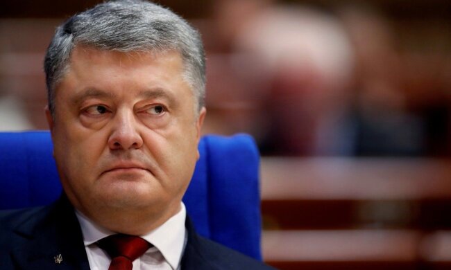 В чому сенс чергової заяви Порошенка?