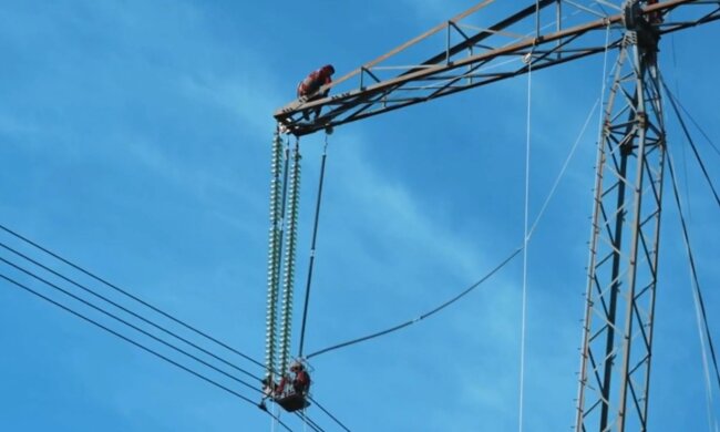 Графики отключения света в Полтавской области на 4 марта